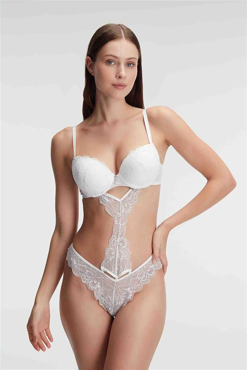 Fantazi Destekli Balenli Kaplı Dantelli Detaylı Sütyen Slip İç Çamaşırı Seti - KLBN28452