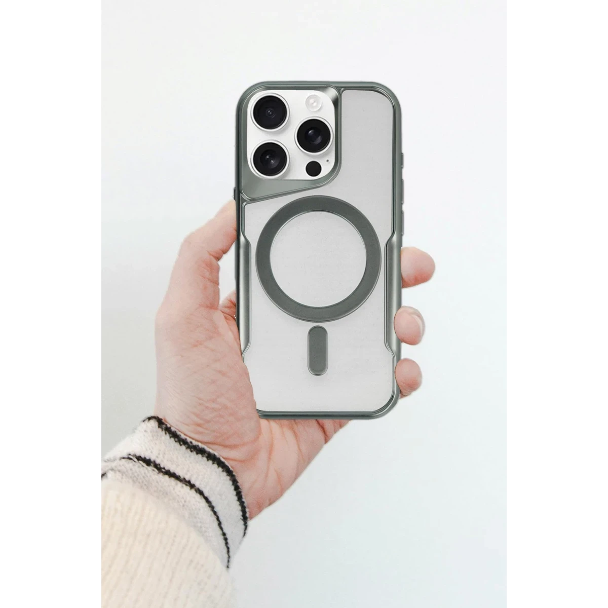 Apple iPhone 11 Kılıf Boyi Magsafe Silikon Kapak - Siyah