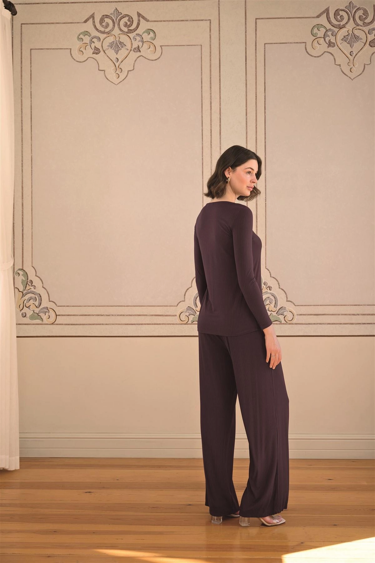 Uzun Kollu ve Dantelli Pijama Takımı - KLBN29179