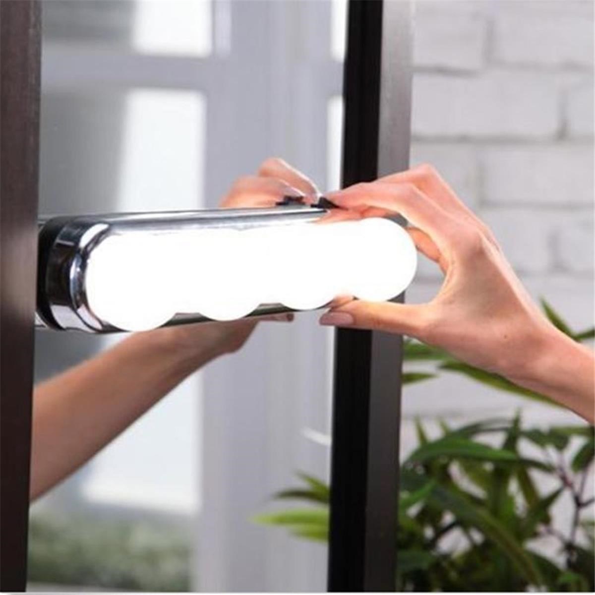 Kablosuz Parlak Banyo Stüdyo Makyaj Aynası Işığı Pilli Vantuzlu Taşınabilir 4 Led Ampul (4887)