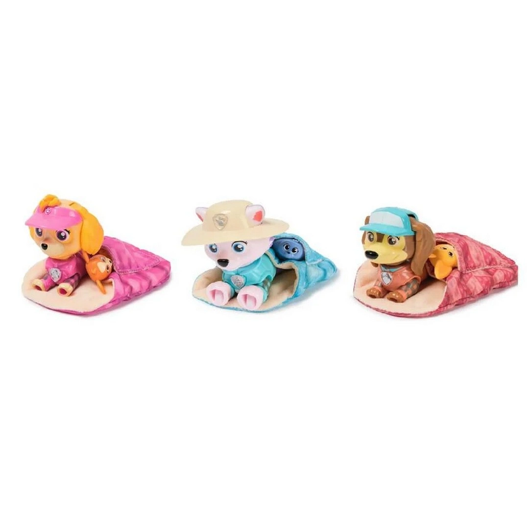 Paw Patrol Skye'ın Kamp Figürleri