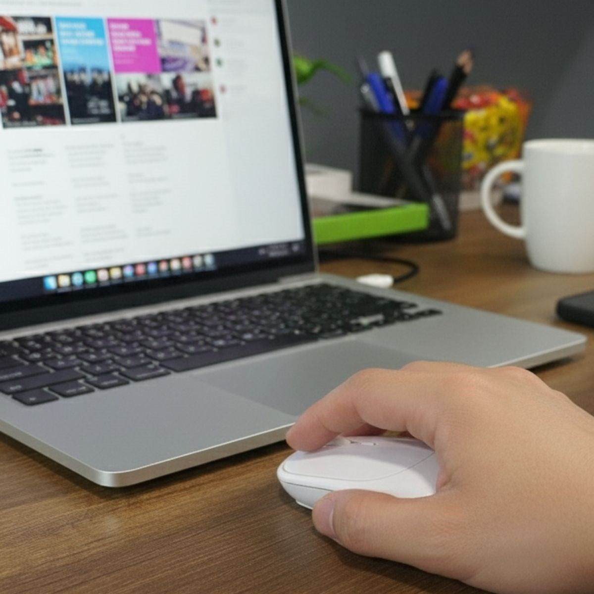 Beyaz Renkli Ergonomik Sessiz Kablosuz Mouse – USB Alıcılı, Ofis ve Oyun İçin Konforlu Bilgisayar Faresi MS6310 (4887)