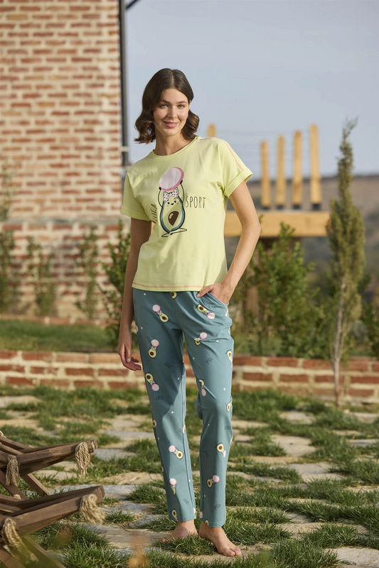 Desenli ve Baskılı "Yoga Sport" Pijama Takımı - KLBN29140