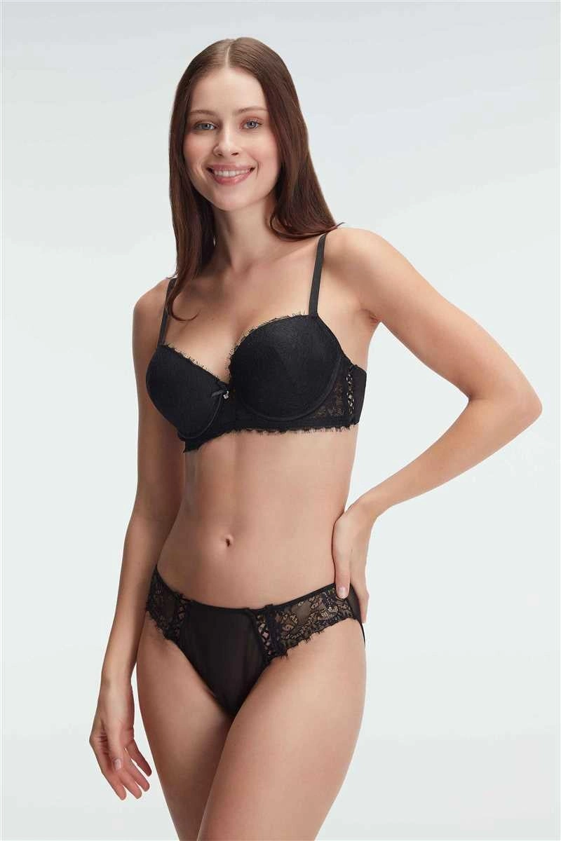 Destekli Dolgulu Balenli Kaplı Dantelli Detaylı Sütyen Slip İç Çamaşırı Takım - KLBN28450