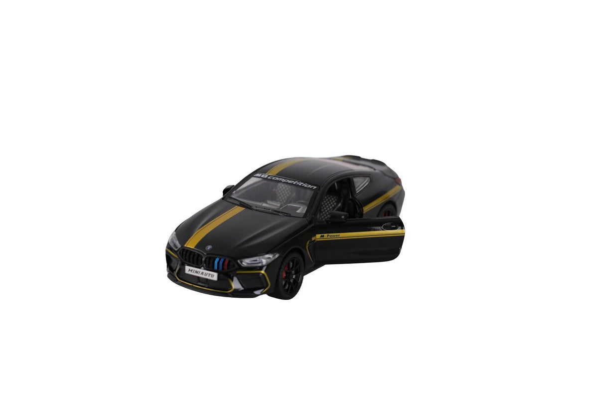 KZL-DC24222 BMW M8 1:24 ISIKLI SESLI 32 - 1 Adet Stokta Olan Gönderilir