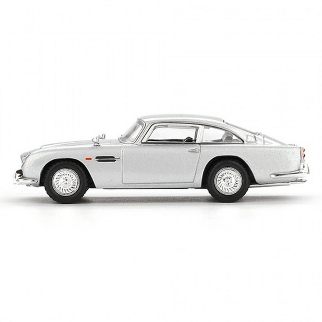 Mini GT 1/64 Aston Martin DB5 Skyfall English Blister Paket