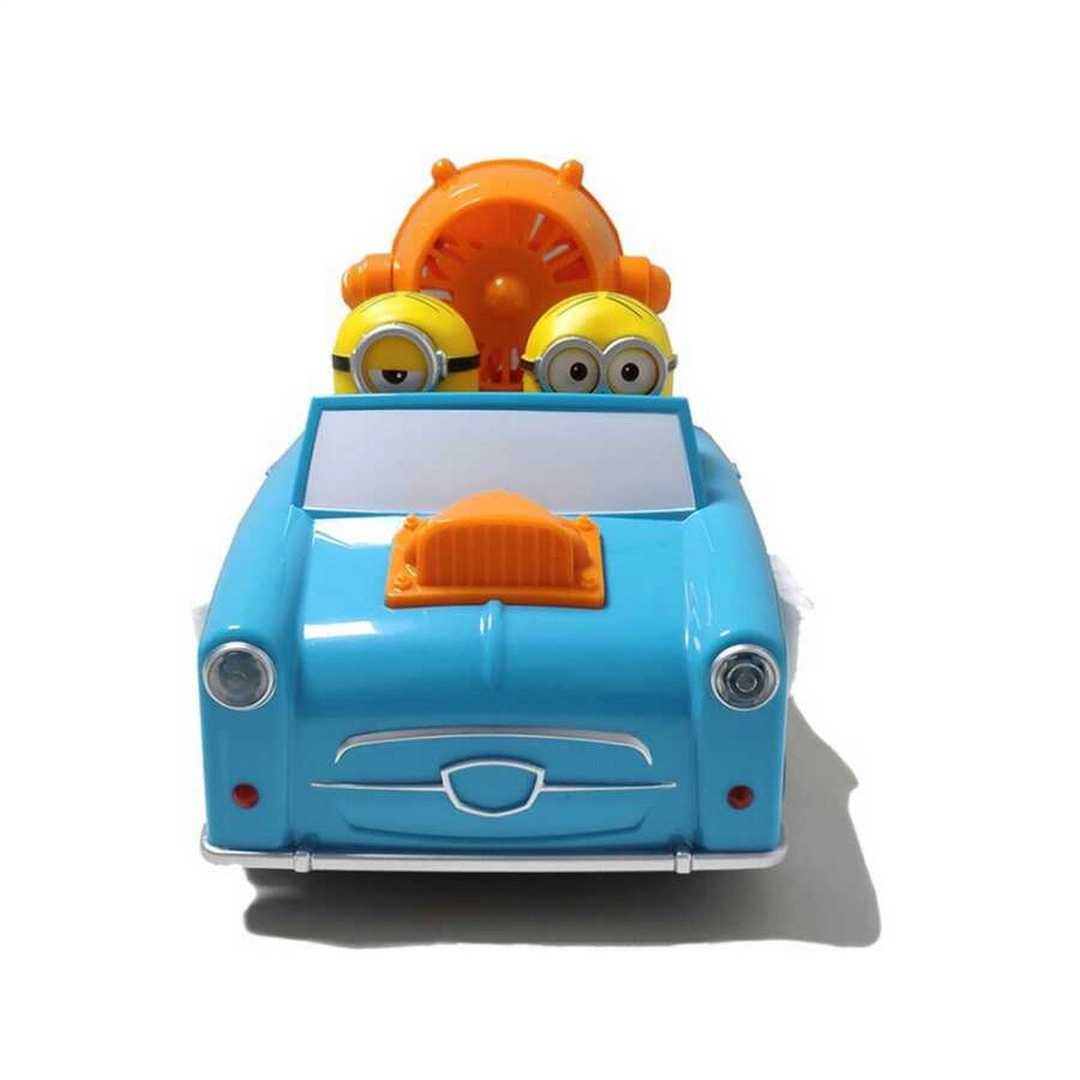 Minion Dönen Sesli ve Işıklı Arabalı Figür