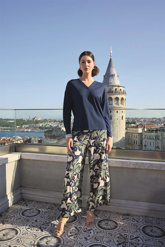 Yaprak Desenli Uzun Kollu V Yaka Pijama Takımı - KLBN29189